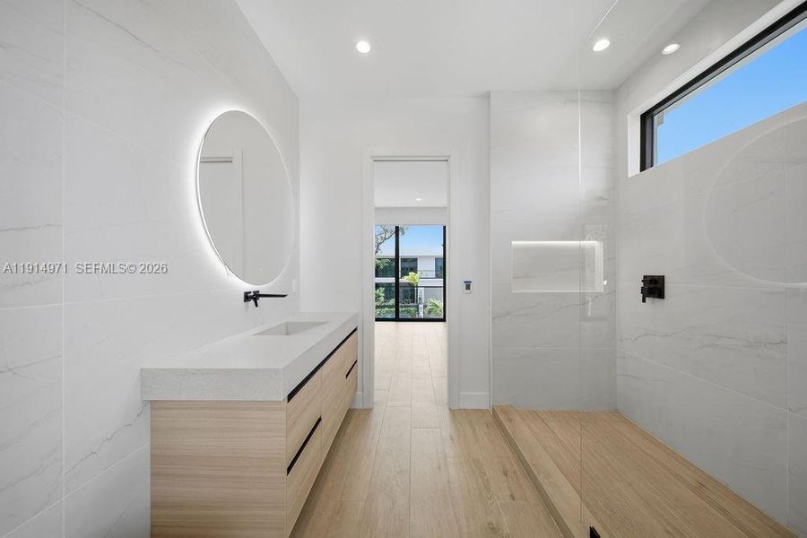 Furnished interior view inside a new home in , Fort Lauderdale (Image 10).