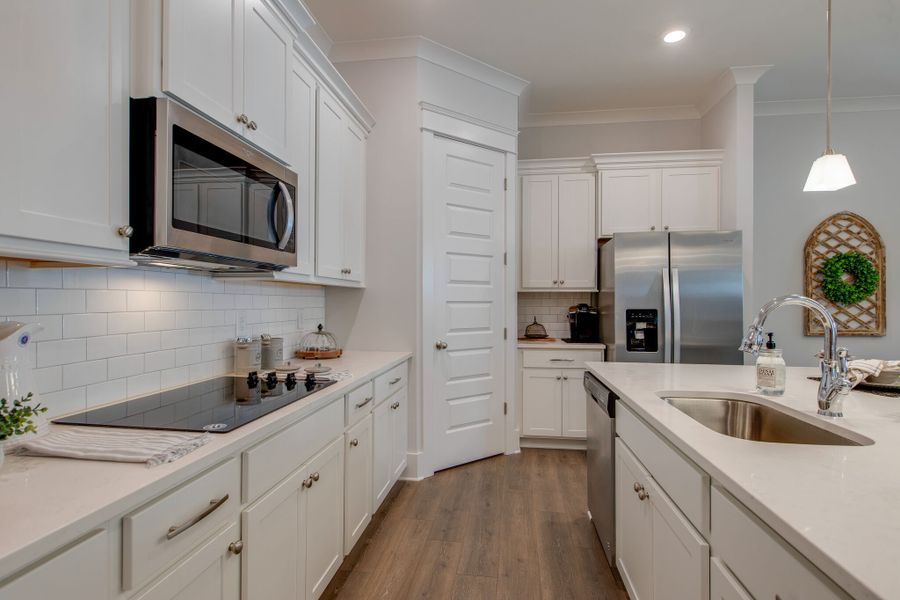 Granny White, Kitchen