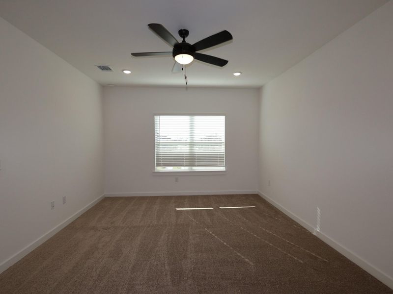 Spacious, unfurnished interior of a new home in Barksdale, Leander (Image 22).