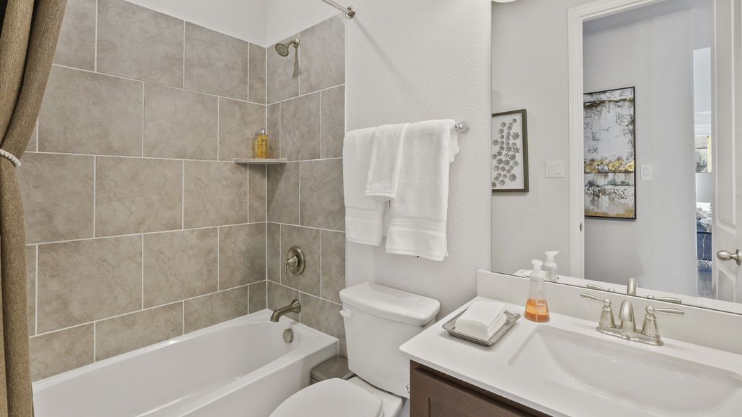 Representative furnished interior of a home built from the Hickory by DRB Homes in Brookewater, Rosenberg (Image 13).