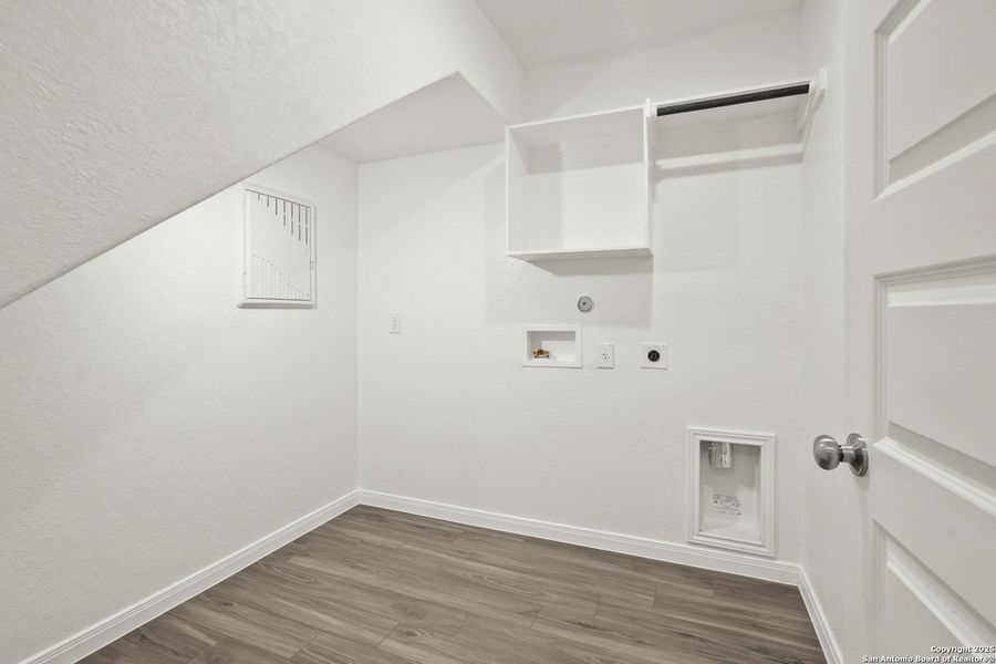 Spacious, unfurnished interior of a new home in Swenson Heights, Seguin (Image 14). Spacious, unfurnished interior of a new home in Swenson Heights, Seguin (Image 14).