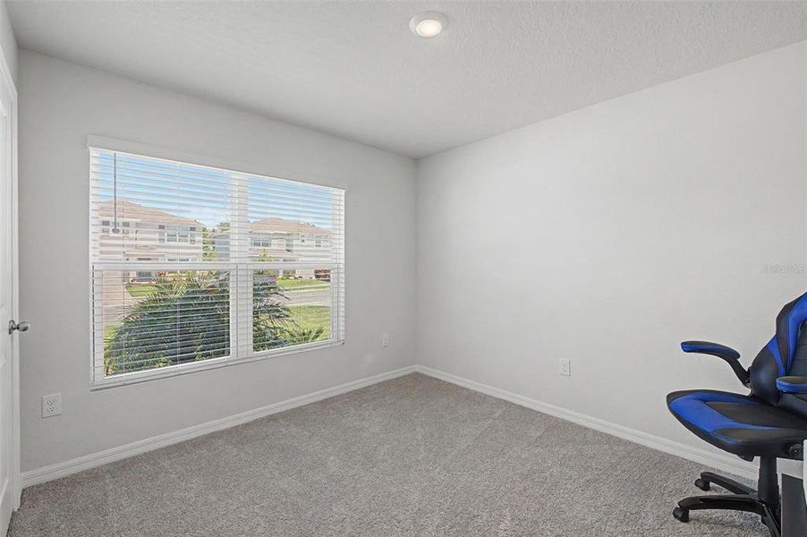 Spacious, unfurnished interior of a new home in Mandarin Grove, Palmetto (Image 23).