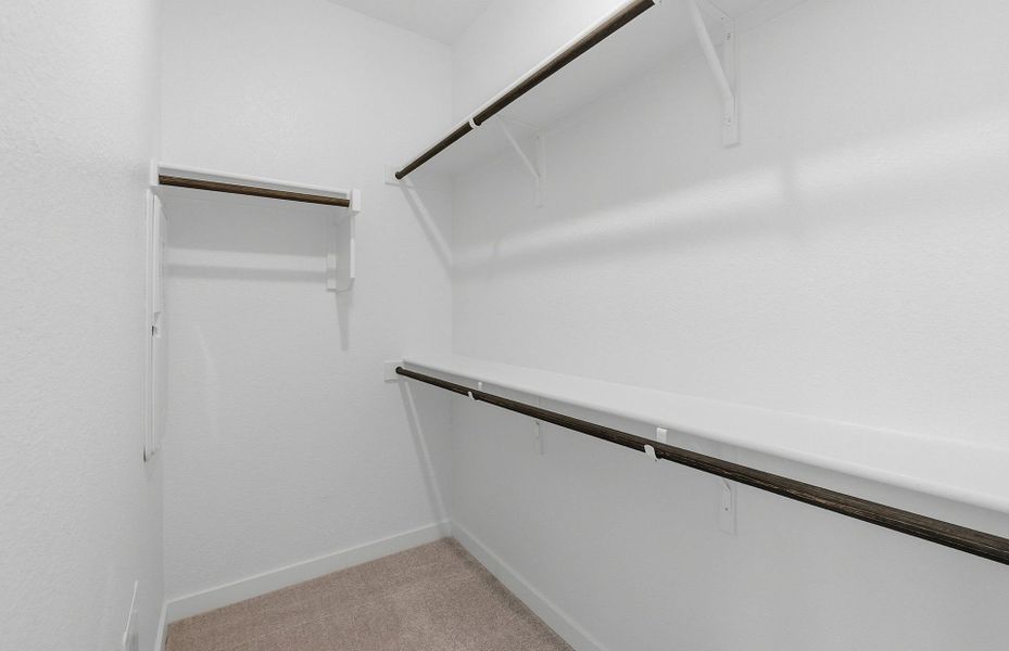 Spacious, unfurnished interior of a new home in Kuempel Farms, Pflugerville (Image 46).