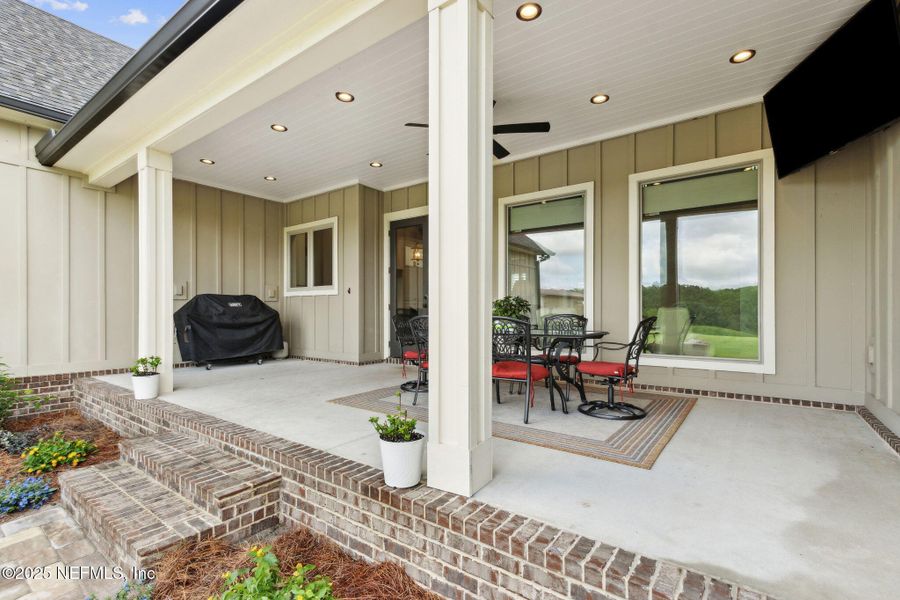 Furnished interior view inside a new home in , Hilliard (Image 31).