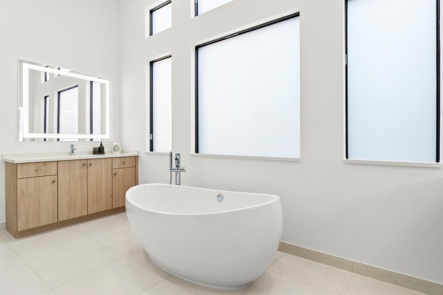 Furnished interior view inside a new home in , Boca Raton (Image 61). Furnished interior view inside a new home in , Boca Raton (Image 61).