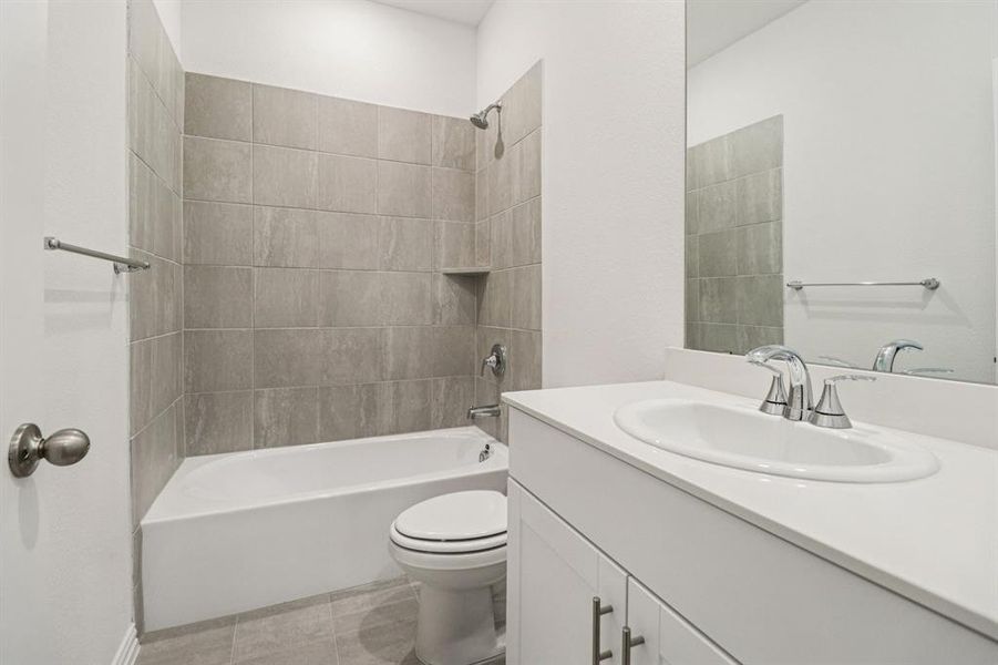 Furnished interior view inside a new home in River Ridge, Crandall (Image 13). Furnished interior view inside a new home in River Ridge, Crandall (Image 13).