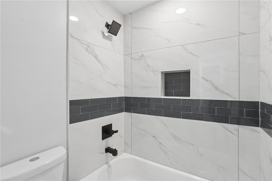 Furnished interior view inside a new home in , Hapeville (Image 33).