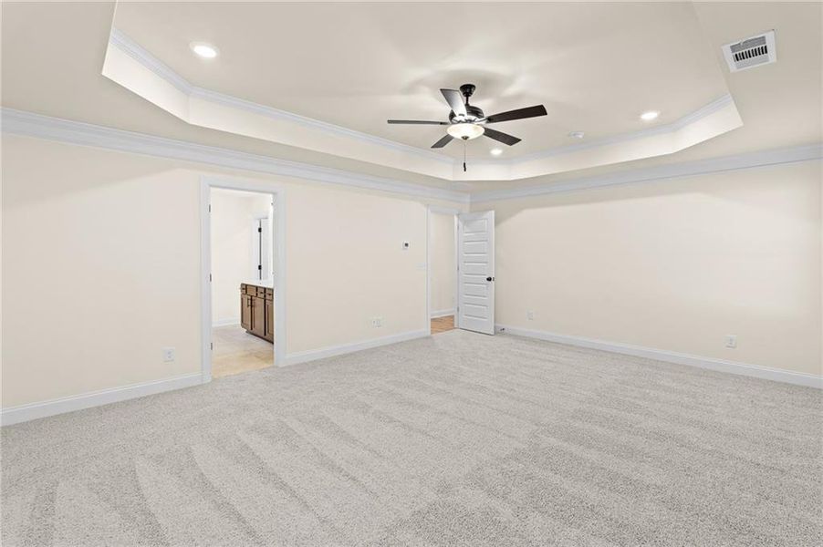 Spacious, unfurnished interior of a new home in Red Oak Ridge, Loganville (Image 25).