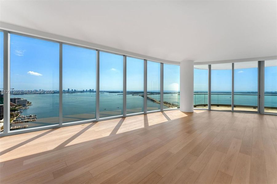 Spacious, unfurnished interior of a new home in , Miami (Image 25).