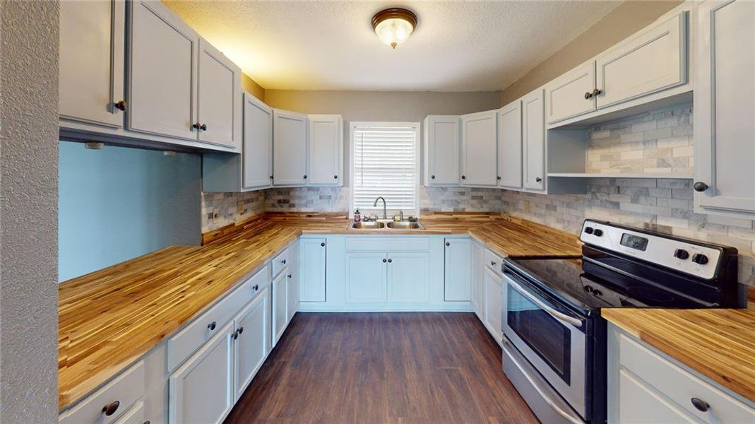 Furnished interior view inside a new home in , Brownwood (Image 4). Furnished interior view inside a new home in , Brownwood (Image 4).