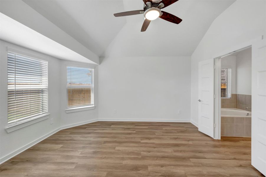 Spacious, unfurnished interior of a new home in Wildrye, Waller (Image 36).