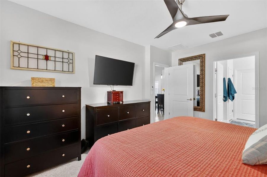 Furnished interior view inside a new home in Liberty Preserve, Leesburg (Image 12).