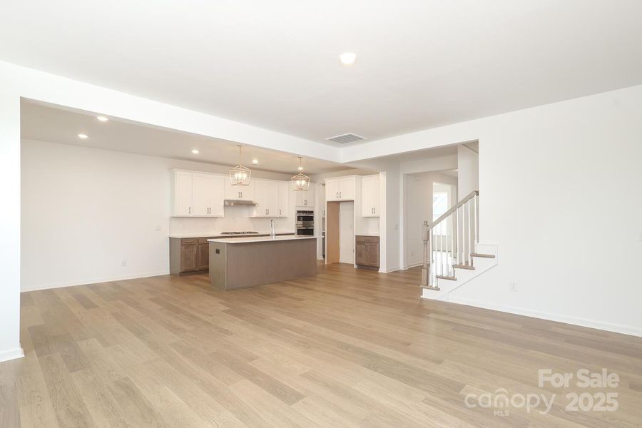 Spacious, unfurnished interior of a new home in Estates at Sugar Creek, Indian Land (Image 37).