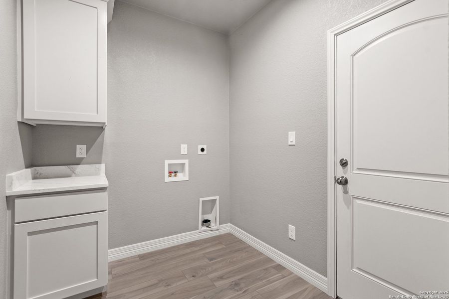 Image 25 of a home in . Image 25 of a home in .