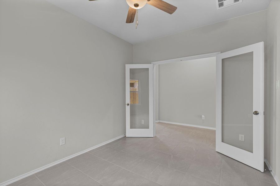 Spacious, unfurnished interior of a new home in Grand Central Park, Conroe (Image 25). Spacious, unfurnished interior of a new home in Grand Central Park, Conroe (Image 25).