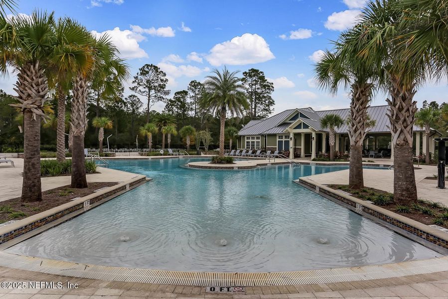 Community amenities in Longleaf: Longleaf 60s, Jacksonville (Image 45).