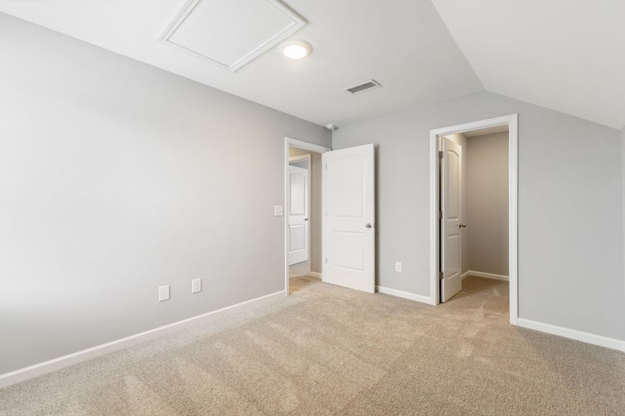 Spacious, unfurnished interior of a new home in Stonehenge, Manchester (Image 24).