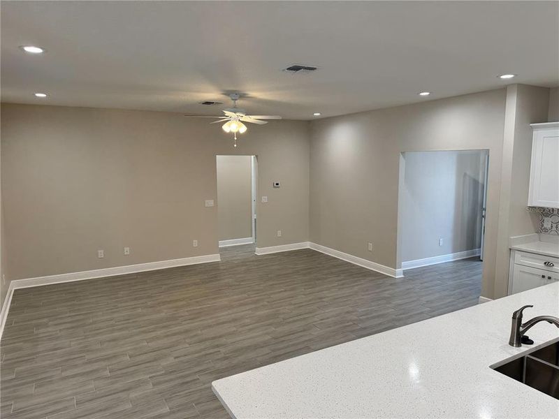 Spacious, unfurnished interior of a new home in , Dade City (Image 35).