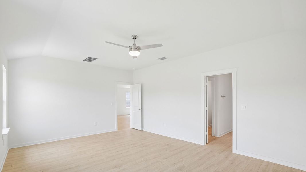 Spacious, unfurnished interior of a new home in Trails at Wildhorse, Austin (Image 23). Spacious, unfurnished interior of a new home in Trails at Wildhorse, Austin (Image 23).