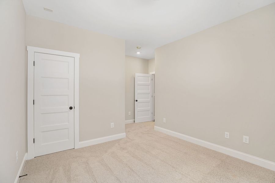 Spacious, unfurnished interior of a new home in Flint Farms, Concord (Image 28).