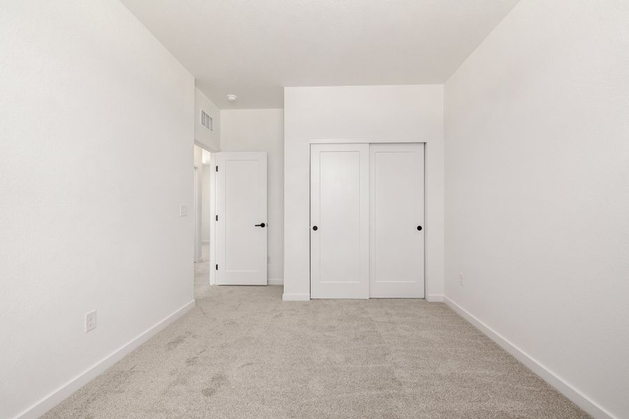 Spacious, unfurnished interior of a new home in Painted Prairie, Aurora (Image 21). Spacious, unfurnished interior of a new home in Painted Prairie, Aurora (Image 21).
