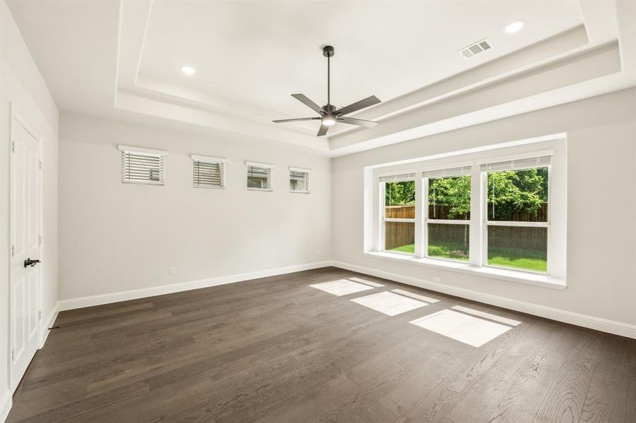 Spacious, unfurnished interior of a new home in Legacy Ranch Classic 60, Melissa (Image 20). Spacious, unfurnished interior of a new home in Legacy Ranch Classic 60, Melissa (Image 20).