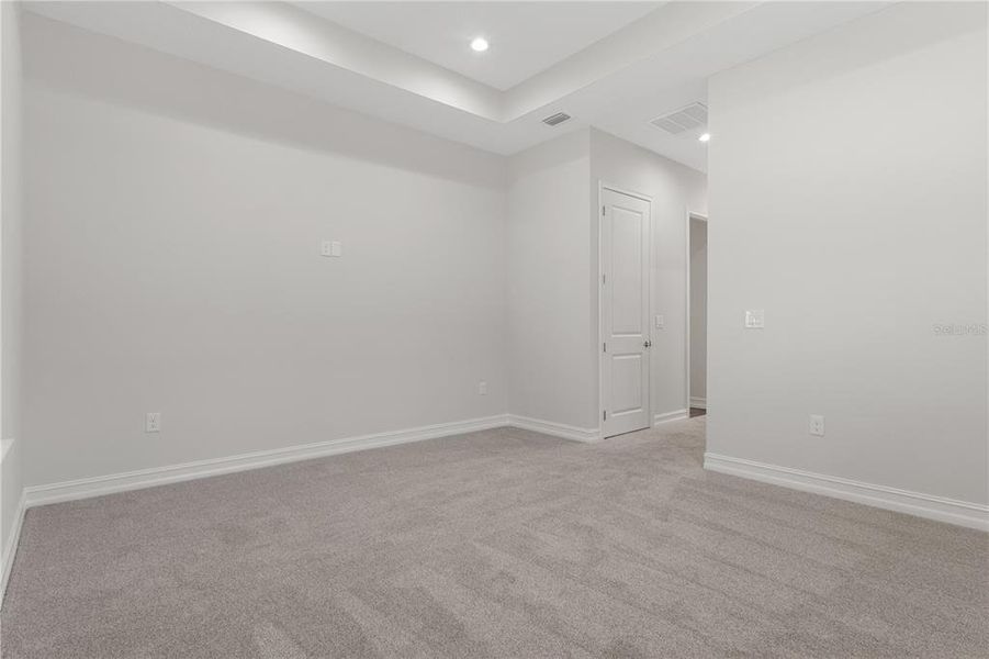 Spacious, unfurnished interior of a new home in Southern Hills Plantation, Brooksville (Image 46). Spacious, unfurnished interior of a new home in Southern Hills Plantation, Brooksville (Image 46).