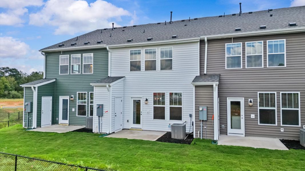 Exterior details and patio area of a home in Saluda Crossing, Piedmont (Image 23).