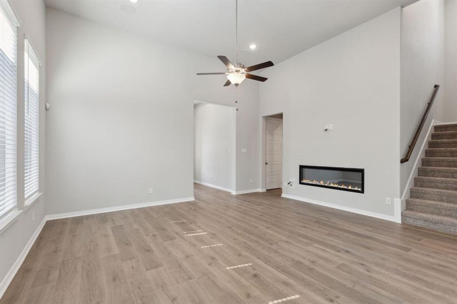 7-2445Auburn_007 7-2445Auburn_007