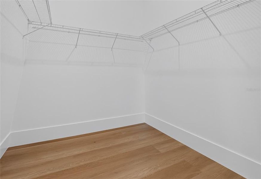 Spacious, unfurnished interior of a new home in , Port Charlotte (Image 22).
