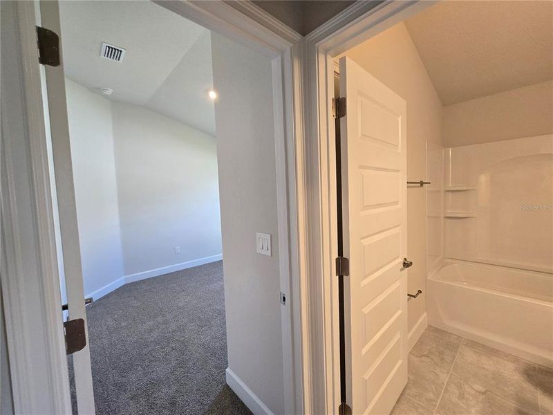 Spacious, unfurnished interior of a new home in Twisted Oaks, Beverly Hills (Image 23). Spacious, unfurnished interior of a new home in Twisted Oaks, Beverly Hills (Image 23).