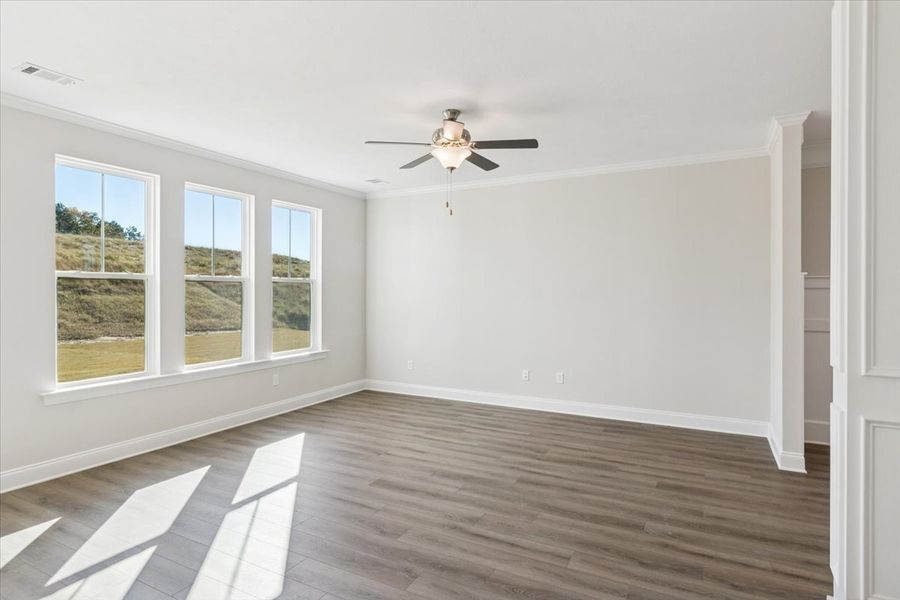 Spacious, unfurnished interior of a new home in Windsor, North Augusta (Image 15).