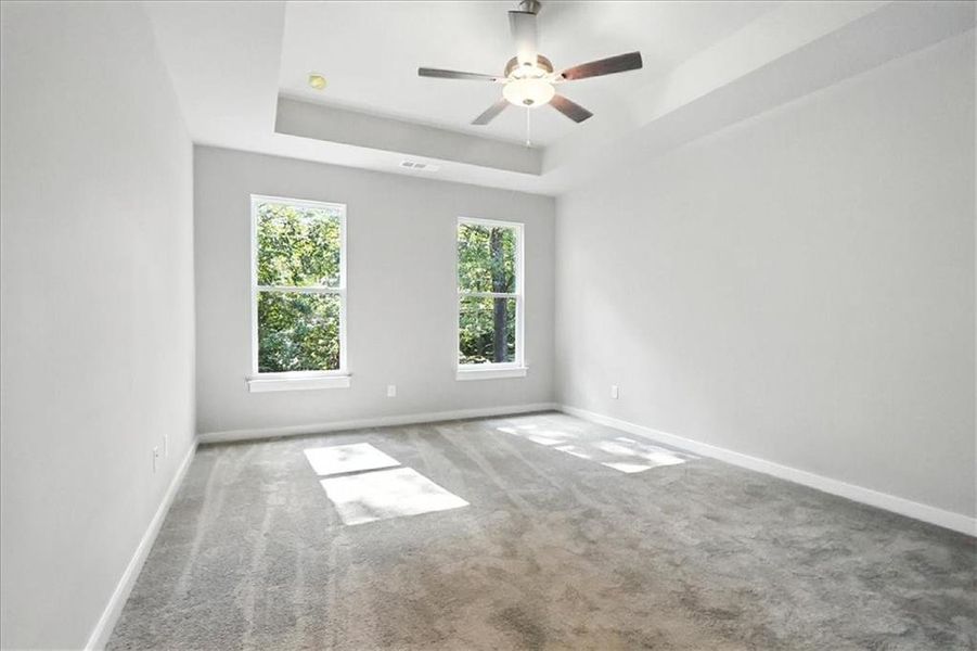 Spacious, unfurnished interior of a new home in , Jefferson (Image 29).