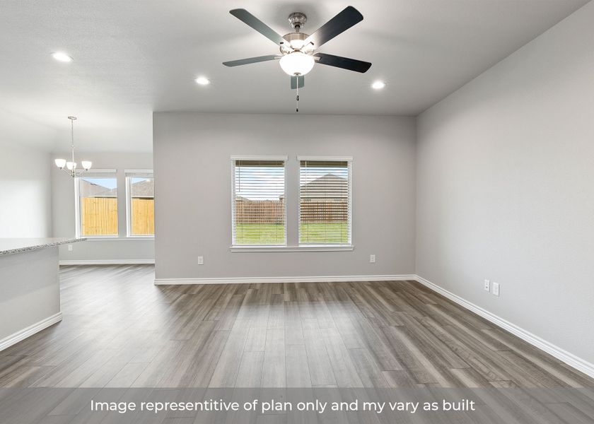 Representative unfurnished interior of a home built from the Bellvue by D.R. Horton in London Towne, Corpus Christi (Image 13).