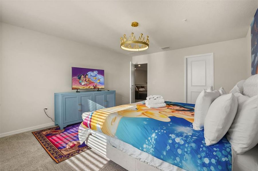 Furnished interior view inside a new home in , Clermont (Image 29).