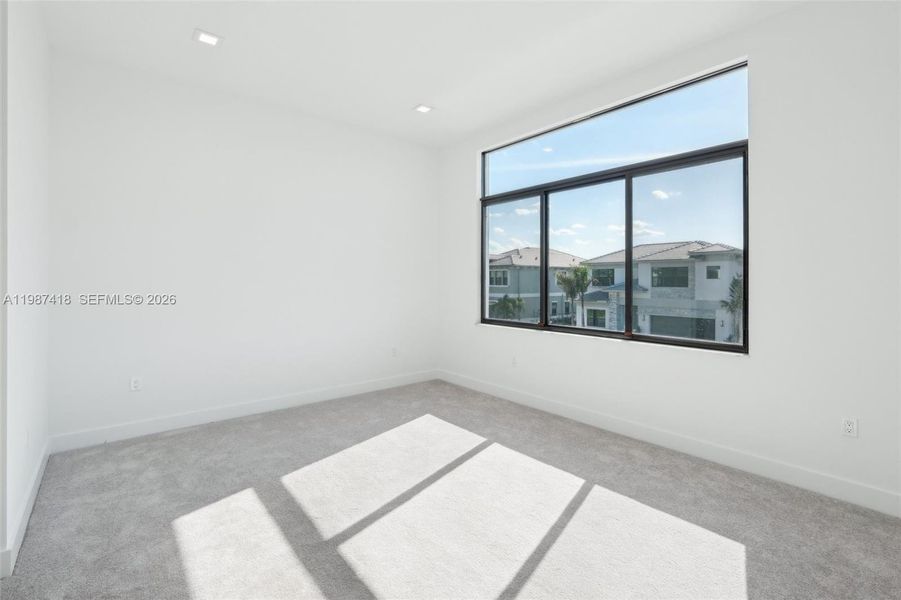 Spacious, unfurnished interior of a new home in , Palm Beach Gardens (Image 41). Spacious, unfurnished interior of a new home in , Palm Beach Gardens (Image 41).
