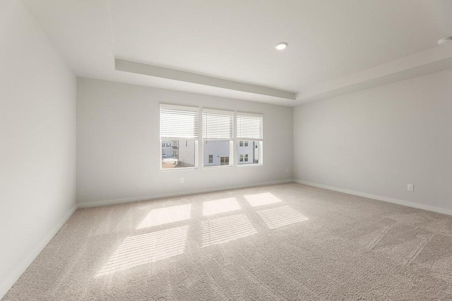 Spacious, unfurnished interior of a new home in Parkview Estates, South Fulton (Image 12).