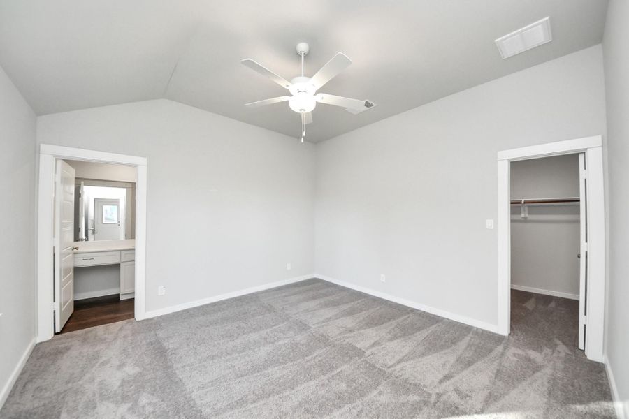 Spacious, unfurnished interior of a new home in Santa Fe, Cleveland (Image 34). Spacious, unfurnished interior of a new home in Santa Fe, Cleveland (Image 34).