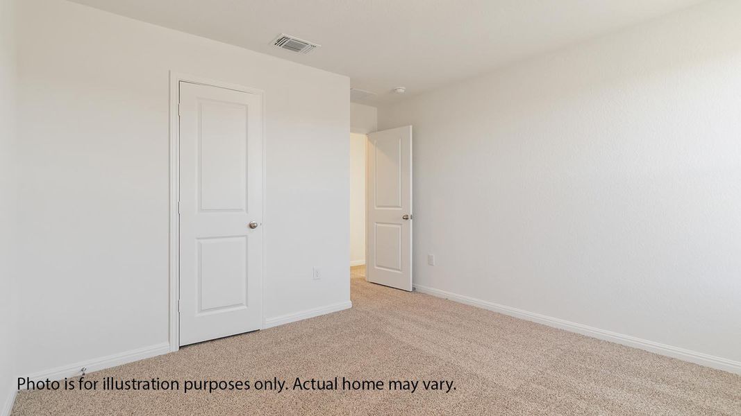 Spacious, unfurnished interior of a new home in Bar W Ranch, Leander (Image 7).