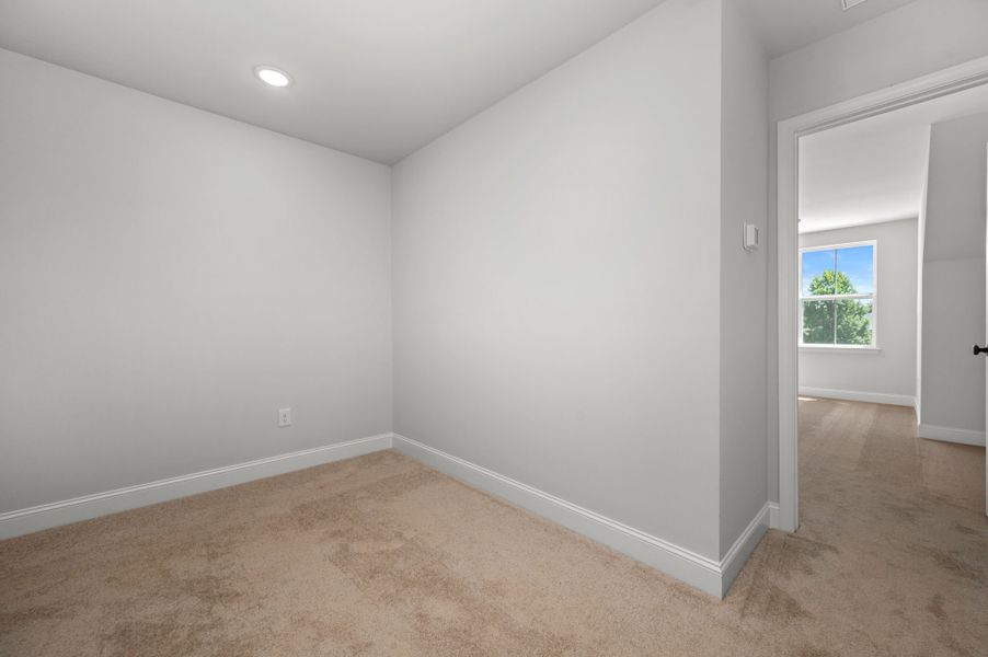 Spacious, unfurnished interior of a new home in Saddlebrook, Murfreesboro (Image 52).