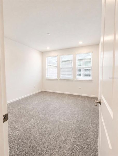 Spacious, unfurnished interior of a new home in , St. Cloud (Image 17).