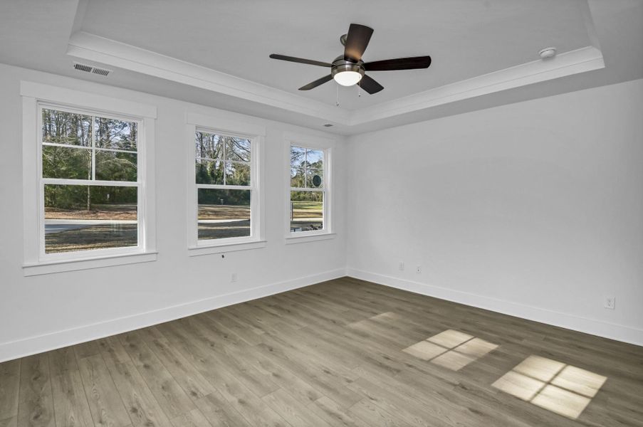 Spacious, unfurnished interior of a new home in Clubside Reserve at Summerlake, Lexington (Image 33). Spacious, unfurnished interior of a new home in Clubside Reserve at Summerlake, Lexington (Image 33).