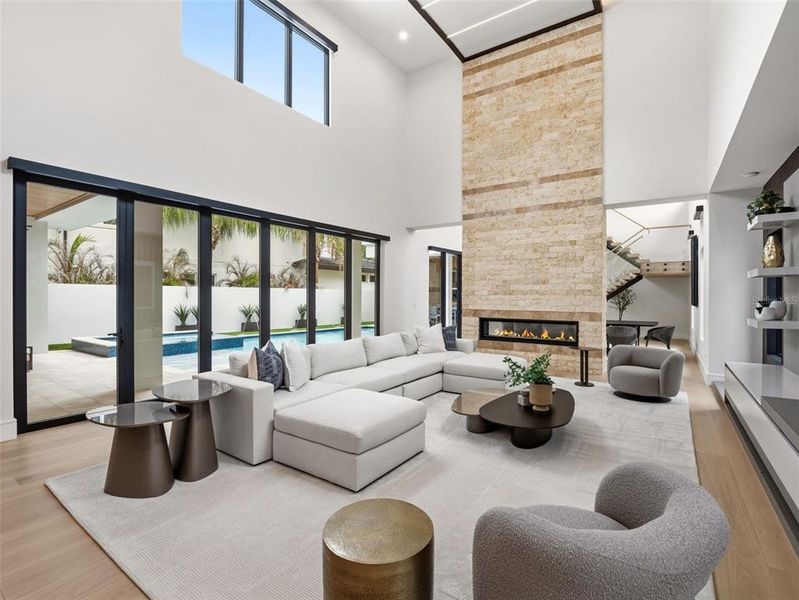 Furnished interior view inside a new home in , Orlando (Image 72).