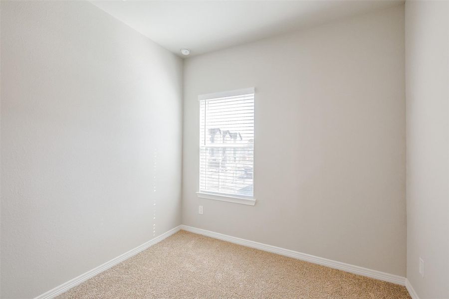 Spacious, unfurnished interior of a new home in , Houston (Image 37).