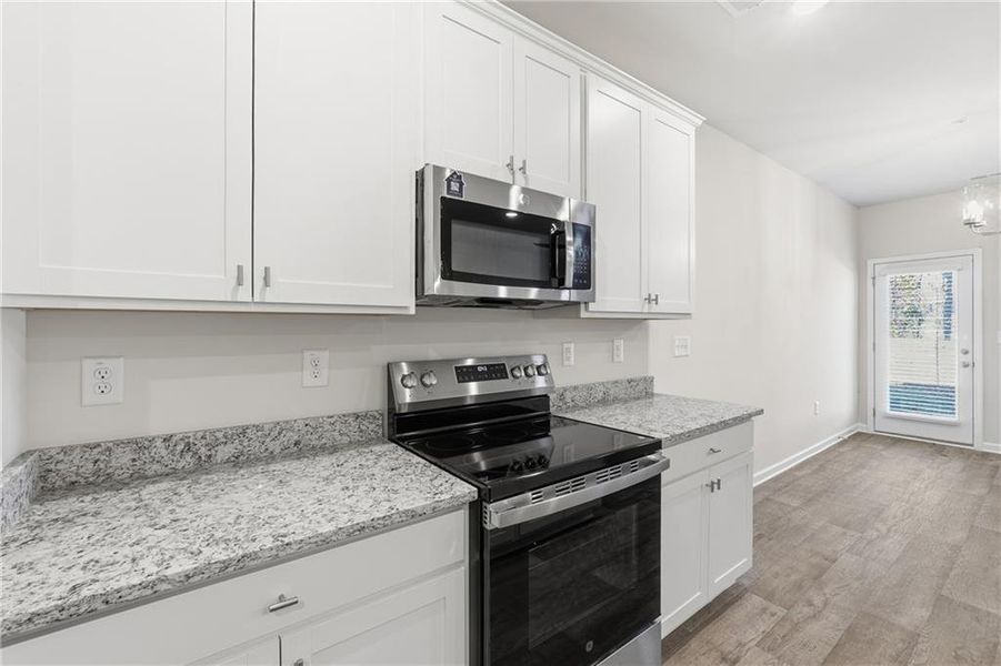 Furnished interior view inside a new home in Carolina, Palmetto (Image 14).