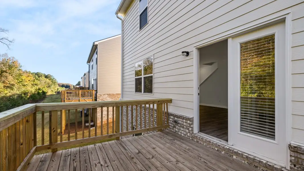 Representative exterior details of a home built from the Galen by D.R. Horton in The Reserve at Calcutta, Stockbridge (Image 3).
