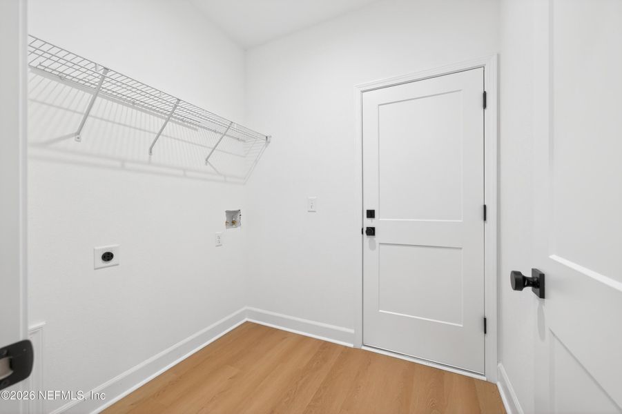 Spacious, unfurnished interior of a new home in , Palatka (Image 11). Spacious, unfurnished interior of a new home in , Palatka (Image 11).