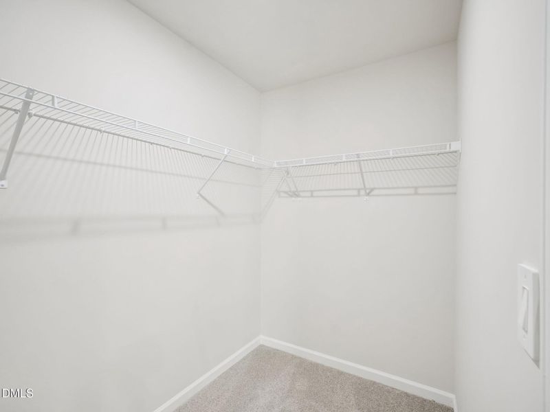 31-web-or-mls-Raleigh - Oak Manor - 508