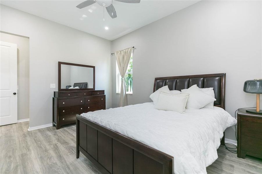 Furnished interior view inside a new home in , Dade City (Image 19).