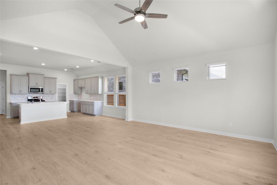 REPRESENTATIVE OF FLOOR PLAN ONLY REPRESENTATIVE OF FLOOR PLAN ONLY